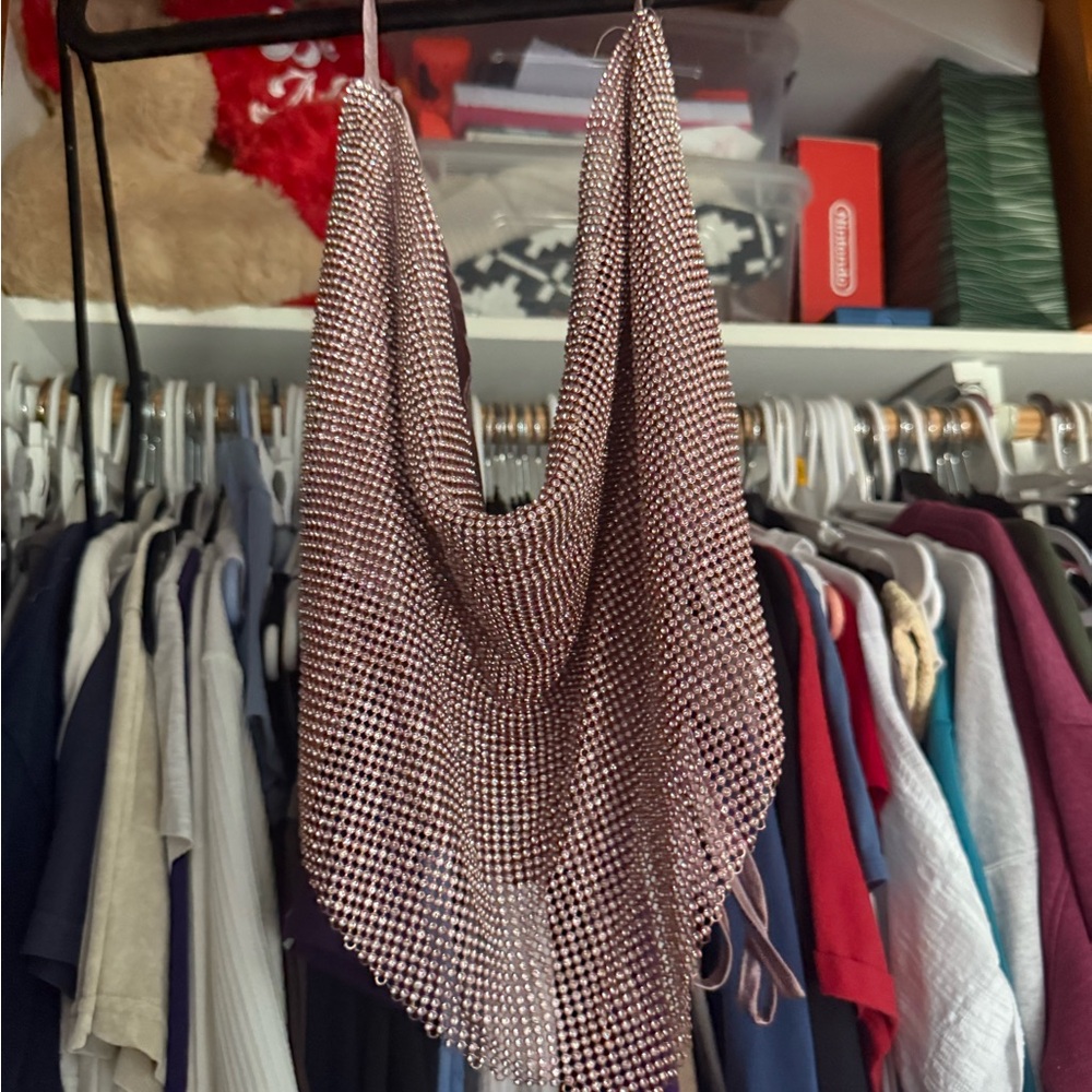 sexy cropped diamond shirt!